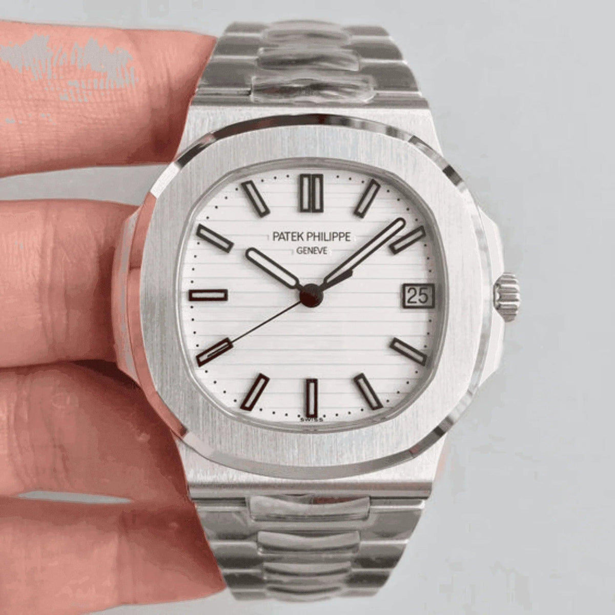 Patek Philippe Nautilus 5711/1A men's watch with white dial and stainless steel bracelet