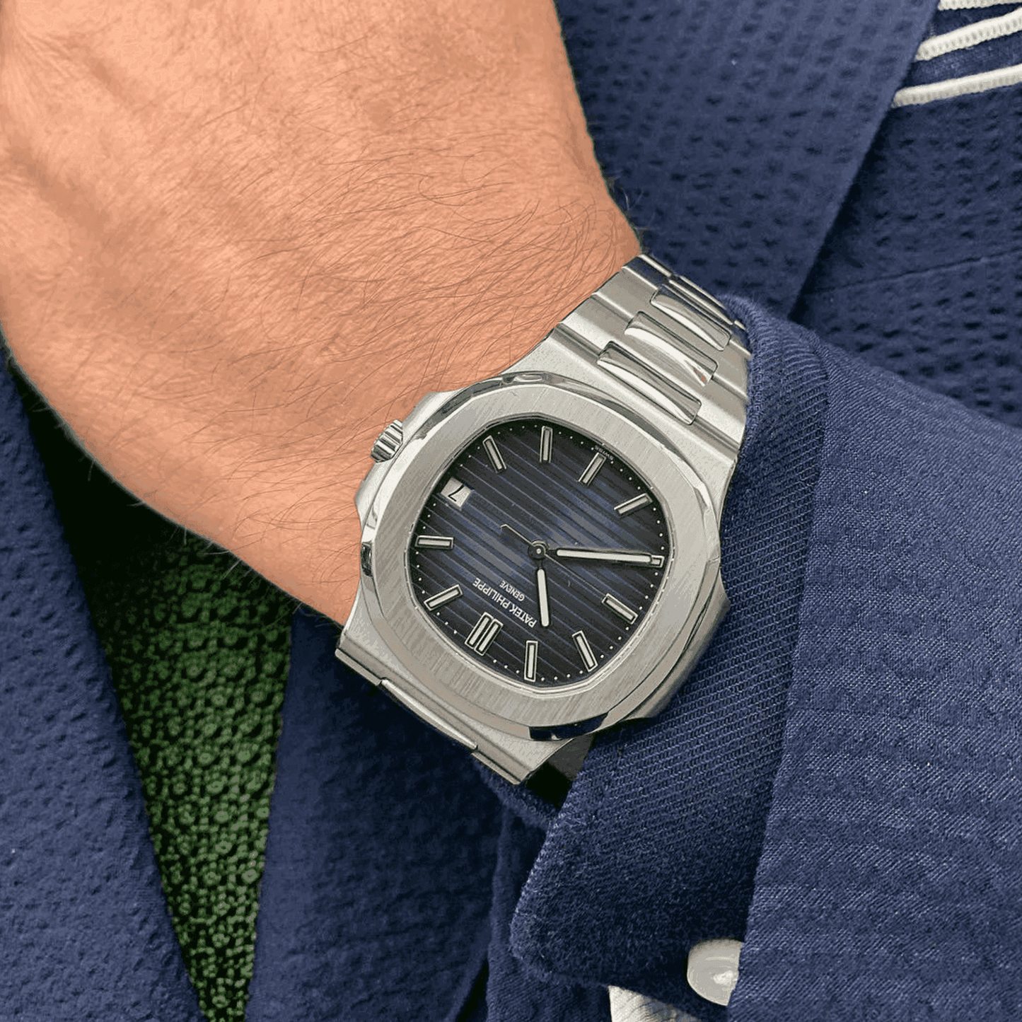 Montre Homme - Patek Nautilus Bleu - VELVERA